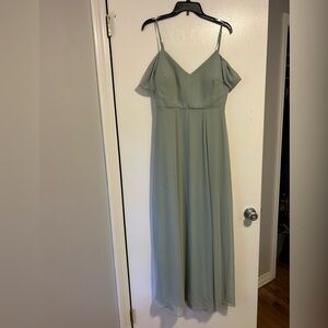Elegant Green Spaghetti Strap Dress